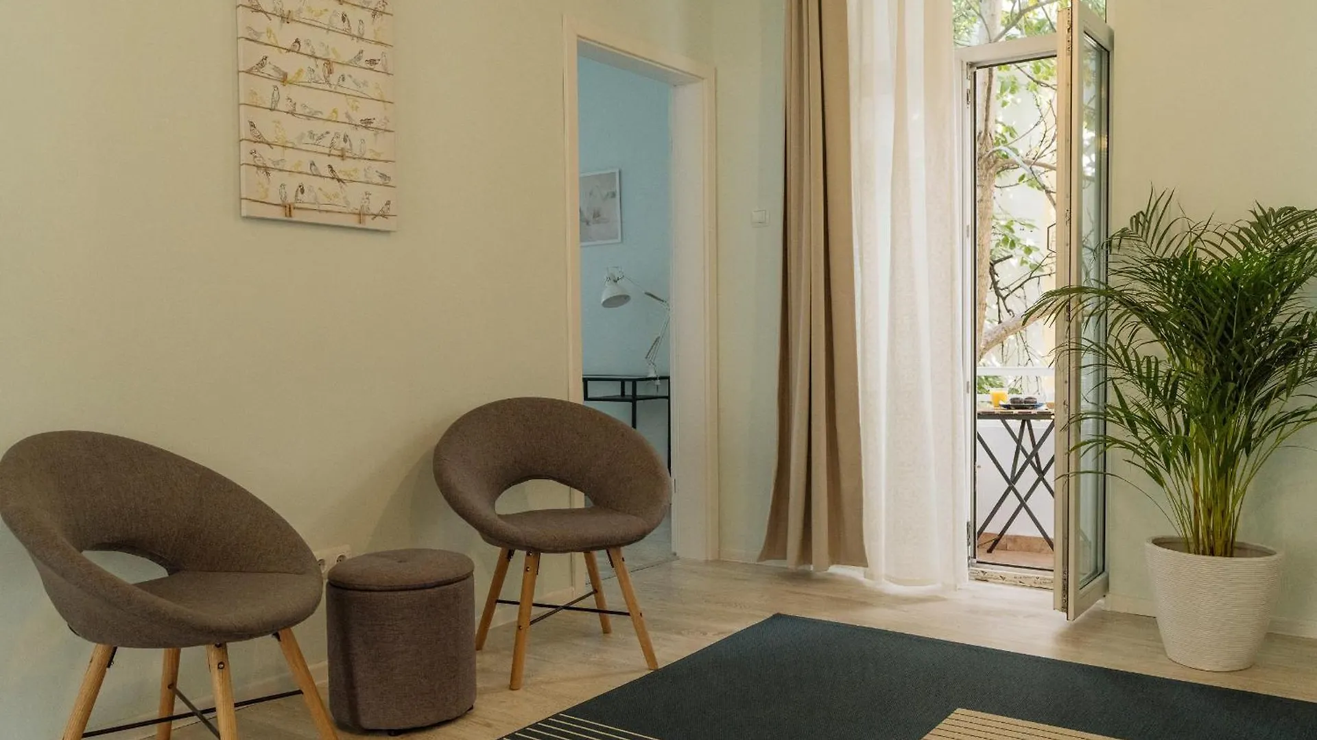 Spacious & Quiet - City Center - 2Br Apartment Bucharest Romania