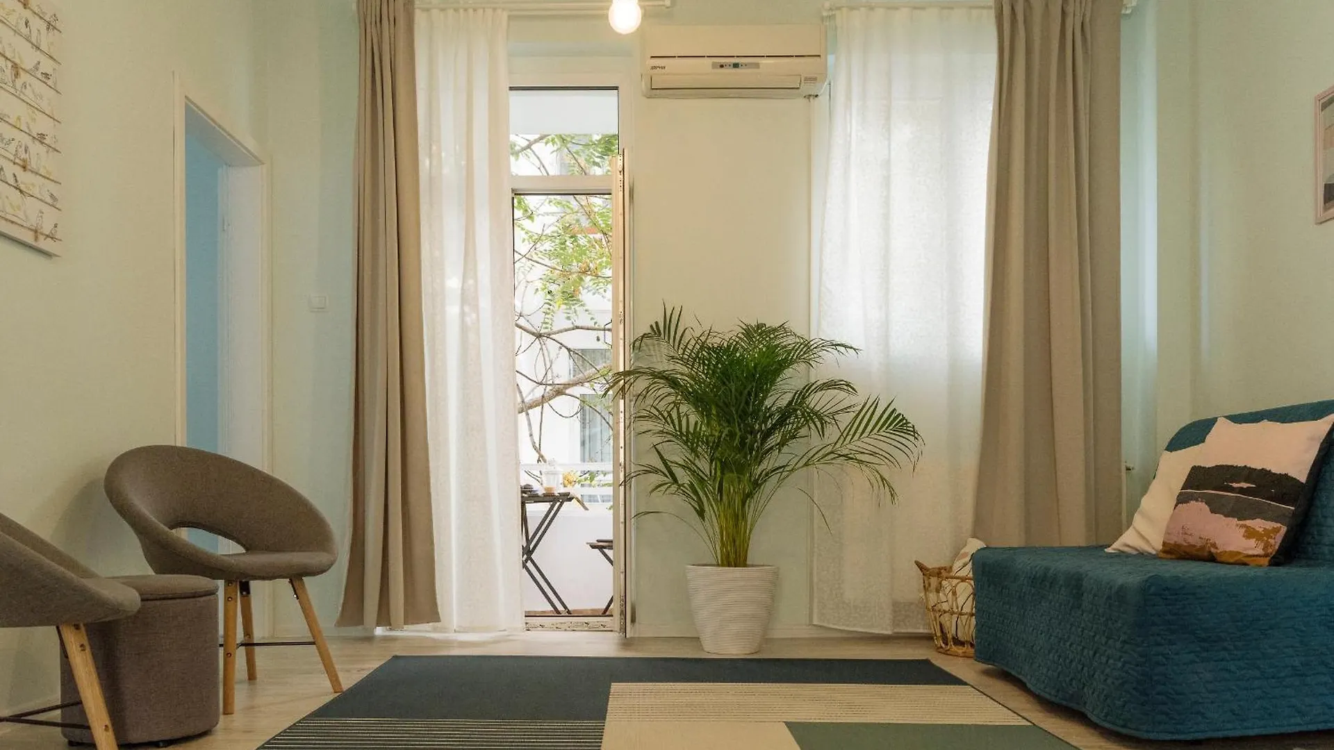 Spacious & Quiet - City Center - 2Br Apartment Bucharest 0*,  Romania
